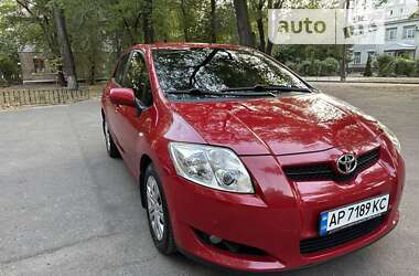 Хэтчбек Toyota Auris 2008 в Запорожье