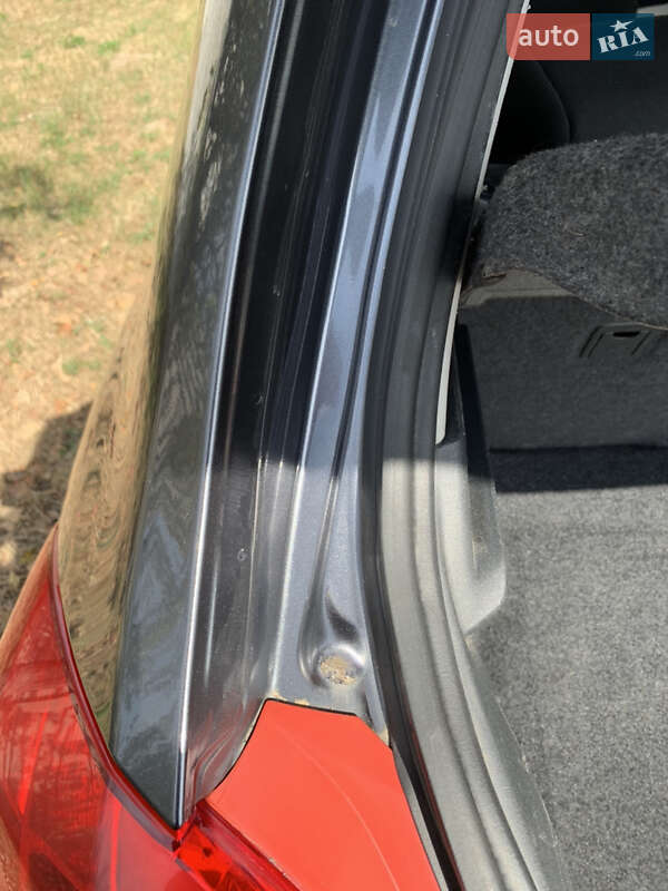 Хетчбек Toyota Auris 2007 в Києві фото 32 Хетчбек Toyota Auris 2007 в Києві