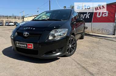 Хэтчбек Toyota Auris 2007 в Запорожье