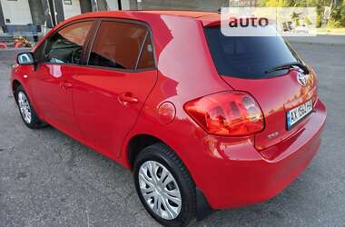 Хэтчбек Toyota Auris 2008 в Кривом Роге