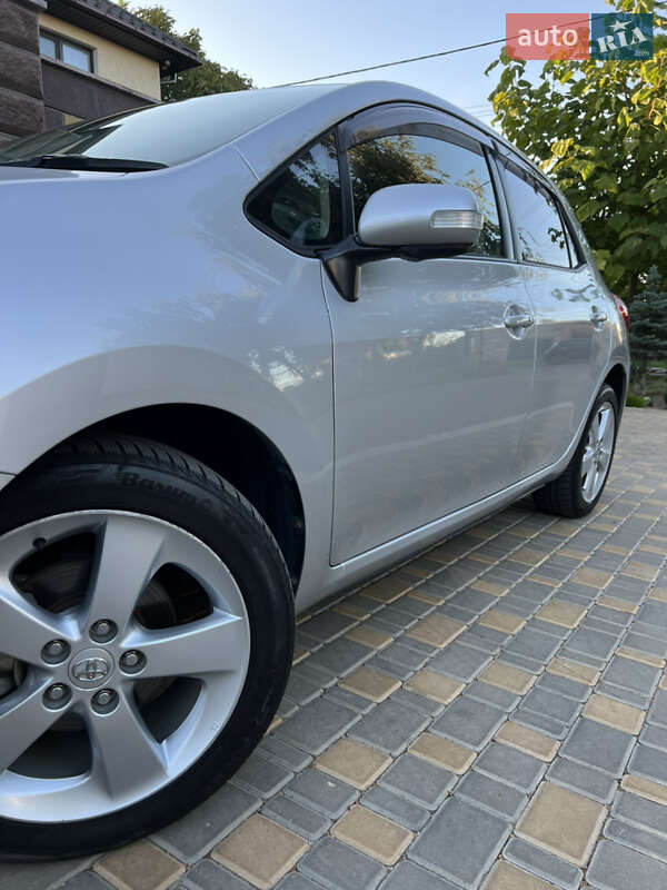 Хетчбек Toyota Auris 2011 в Одесі