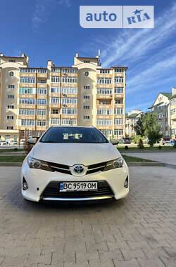 Хэтчбек Toyota Auris 2014 в Черновцах