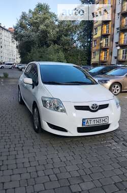 Хэтчбек Toyota Auris 2007 в Ивано-Франковске