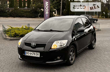 Хэтчбек Toyota Auris 2008 в Хмельницком