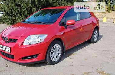 Хэтчбек Toyota Auris 2007 в Кропивницком