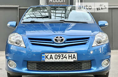 Хетчбек Toyota Auris 2011 в Києві