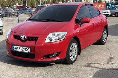 Хэтчбек Toyota Auris 2008 в Запорожье