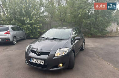 Хэтчбек Toyota Auris 2008 в Житомире