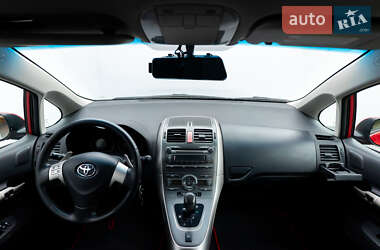 Хэтчбек Toyota Auris 2007 в Киеве