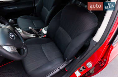 Хэтчбек Toyota Auris 2007 в Киеве