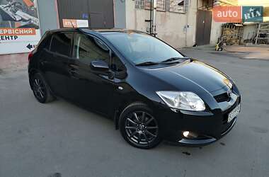 Хэтчбек Toyota Auris 2008 в Калуше