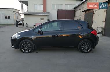 Хэтчбек Toyota Auris 2008 в Калуше