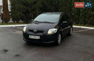 Хэтчбек Toyota Auris 2007 в Киеве