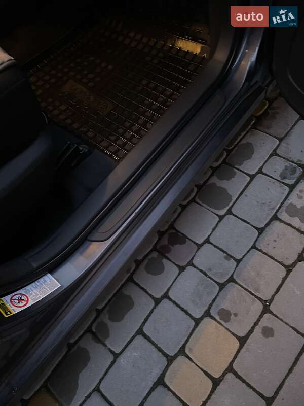 Хэтчбек Toyota Auris 2008 в Владимире