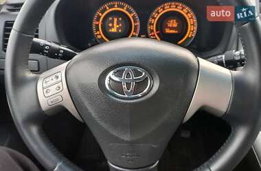 Хетчбек Toyota Auris 2009 в Вінниці