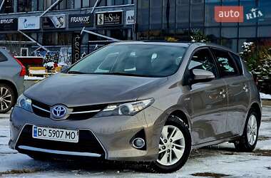 Хэтчбек Toyota Auris 2013 в Львове