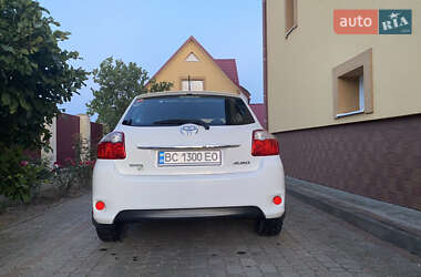 Хетчбек Toyota Auris 2012 в Бориславі