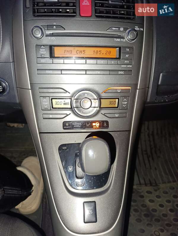 Хетчбек Toyota Auris 2008 в Бердичеві