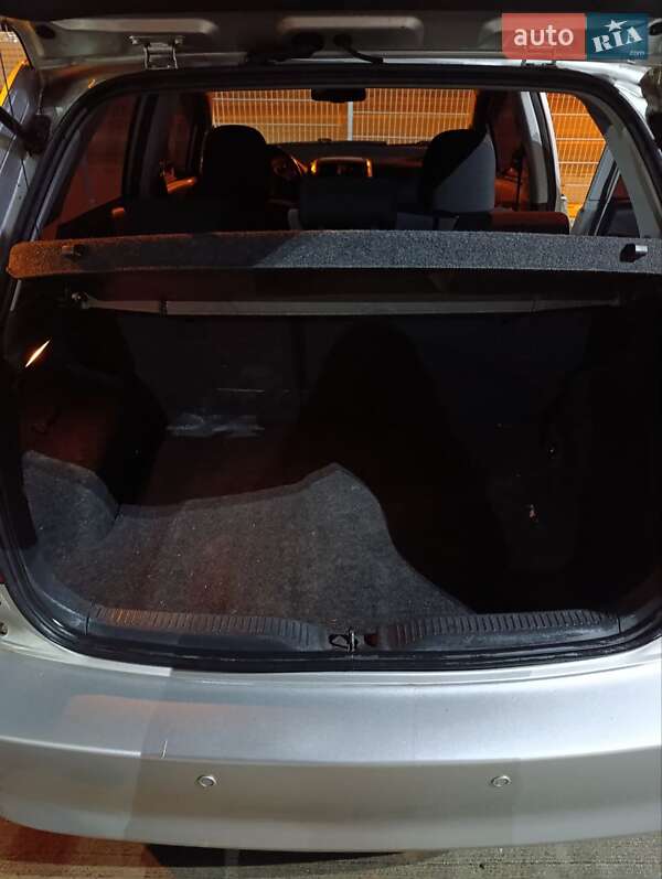 Хетчбек Toyota Auris 2008 в Бердичеві