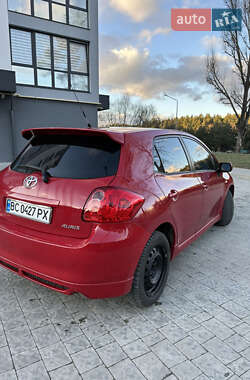 Хетчбек Toyota Auris 2008 в Новояворівську