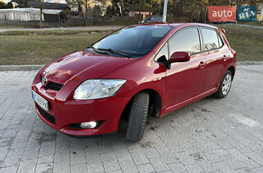 Хетчбек Toyota Auris 2008 в Новояворівську