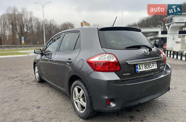 Хетчбек Toyota Auris 2010 в Києві