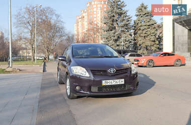 Хетчбек Toyota Auris 2010 в Одесі