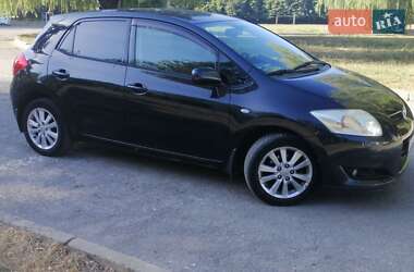 Хэтчбек Toyota Auris 2008 в 