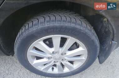Хэтчбек Toyota Auris 2008 в 