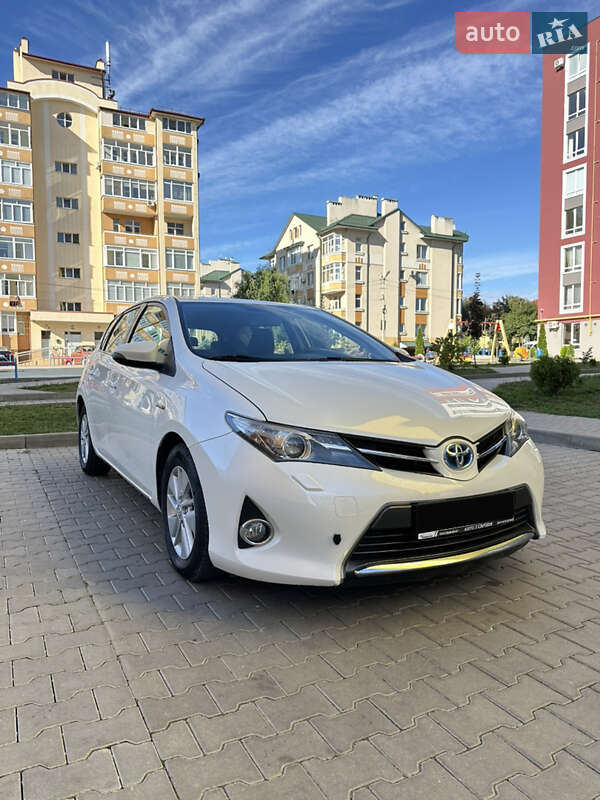 Toyota Auris 2014