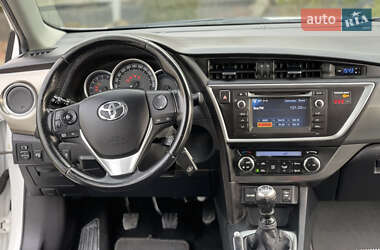 Універсал Toyota Auris 2015 в Стрию