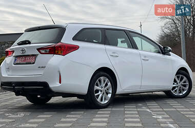 Універсал Toyota Auris 2015 в Стрию