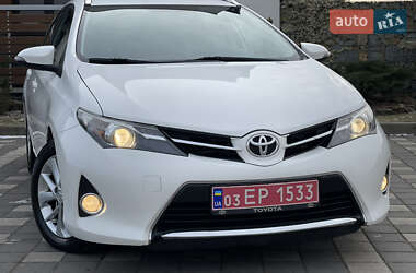 Універсал Toyota Auris 2015 в Стрию