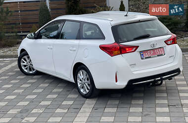 Універсал Toyota Auris 2015 в Стрию