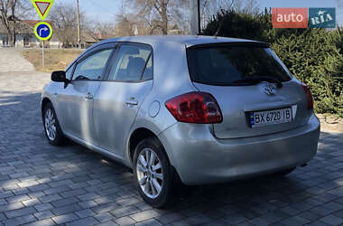 Хэтчбек Toyota Auris 2008 в Вознесенске