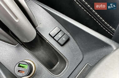 Хэтчбек Toyota Auris 2008 в 