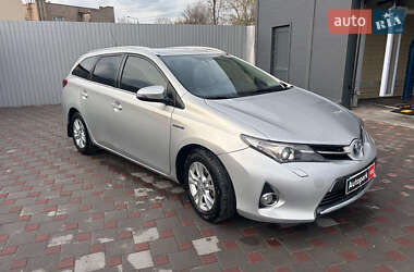 Универсал Toyota Auris 2014 в 