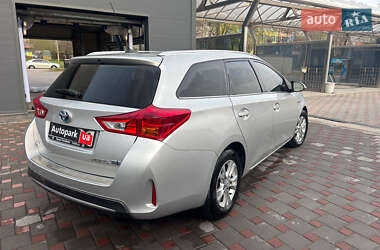 Универсал Toyota Auris 2014 в 