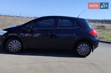 Хэтчбек Toyota Auris 2007 в 