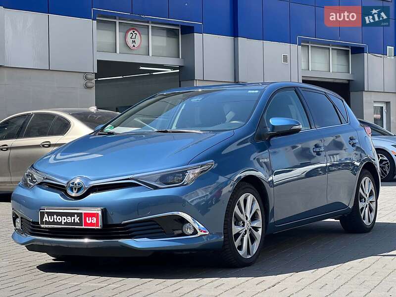Toyota Auris 2016