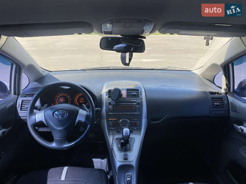 Хэтчбек Toyota Auris 2007 в Харькове