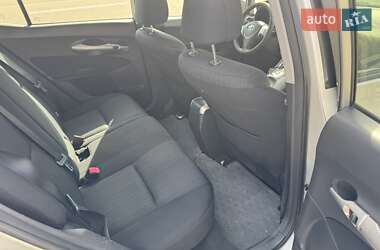 Хетчбек Toyota Auris 2007 в 