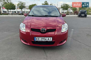 Хэтчбек Toyota Auris 2008 в 