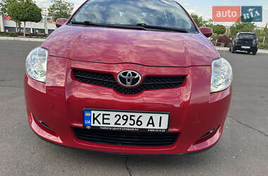 Хэтчбек Toyota Auris 2008 в 