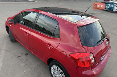 Хэтчбек Toyota Auris 2008 в 