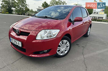 Хэтчбек Toyota Auris 2008 в 