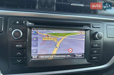 Універсал Toyota Auris 2014 в 