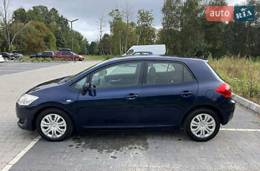 Хэтчбек Toyota Auris 2008 в 