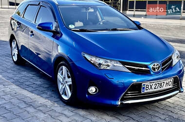 Универсал Toyota Auris 2014 в 