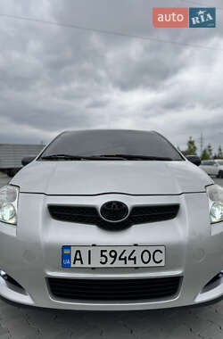 Хэтчбек Toyota Auris 2007 в 